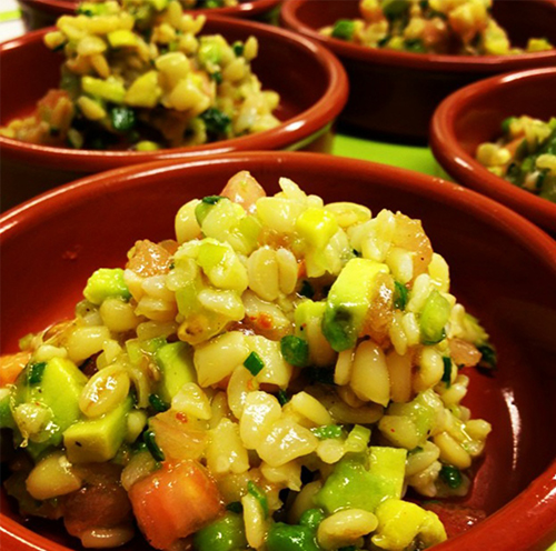 86 Ensalada de Pebre de Mote (Entradas)