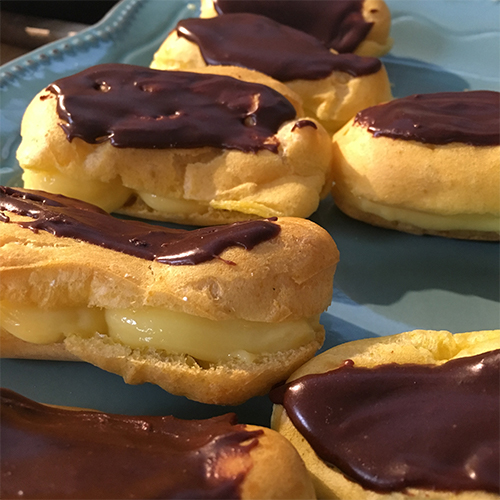 Eclairs de chocolate hora del te