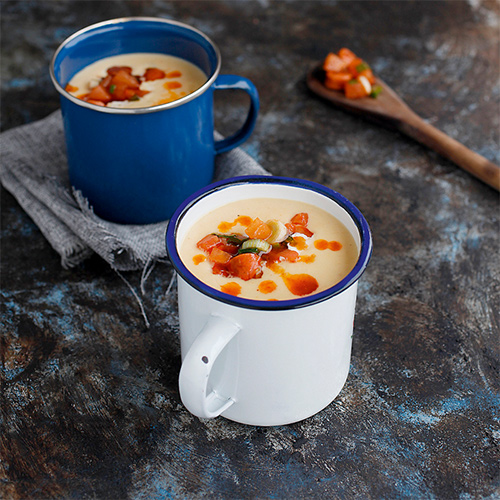 Crema de garbanzos con pebre de choricillos