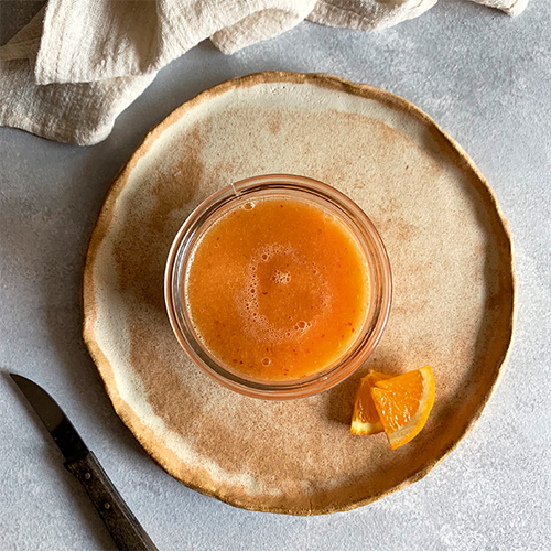 Smoothie de naranja manzana y zanahoria