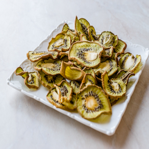 Dried Kiwi Slices with Plate / Organic Dry Fruit.